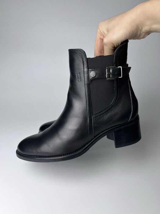 40р. Жіночі шкіряні черевики Dasia Швеція