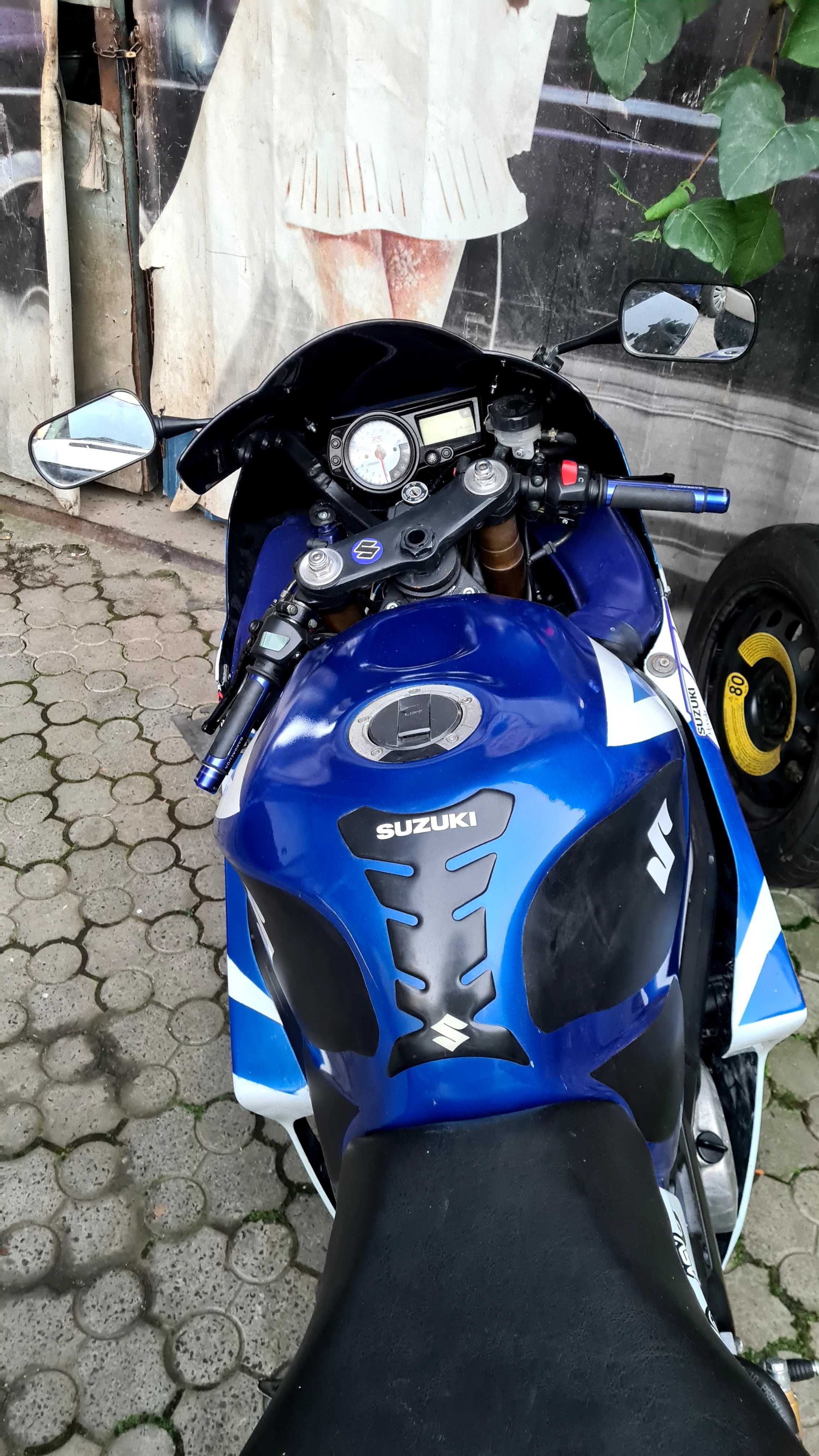 Suzuki gsxr 1000 СРОЧНО на чипе +акрапович