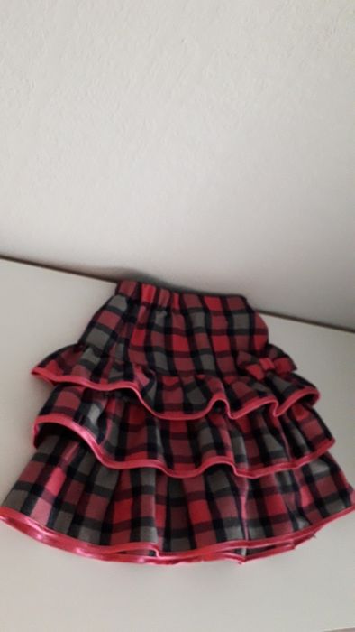 Spódnica różowa rozmiar 110