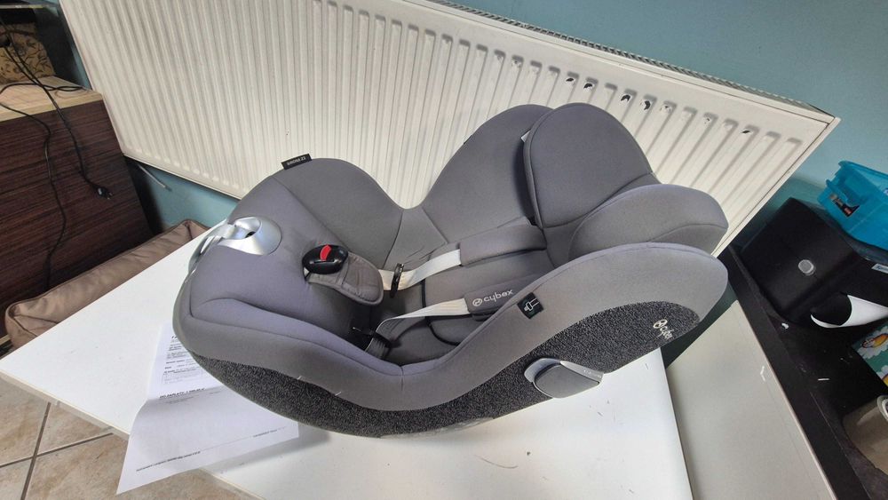 CYBEX SIRONA Z2 I-SIZE fotelik samochodowy 0-18KG SOHO GREY