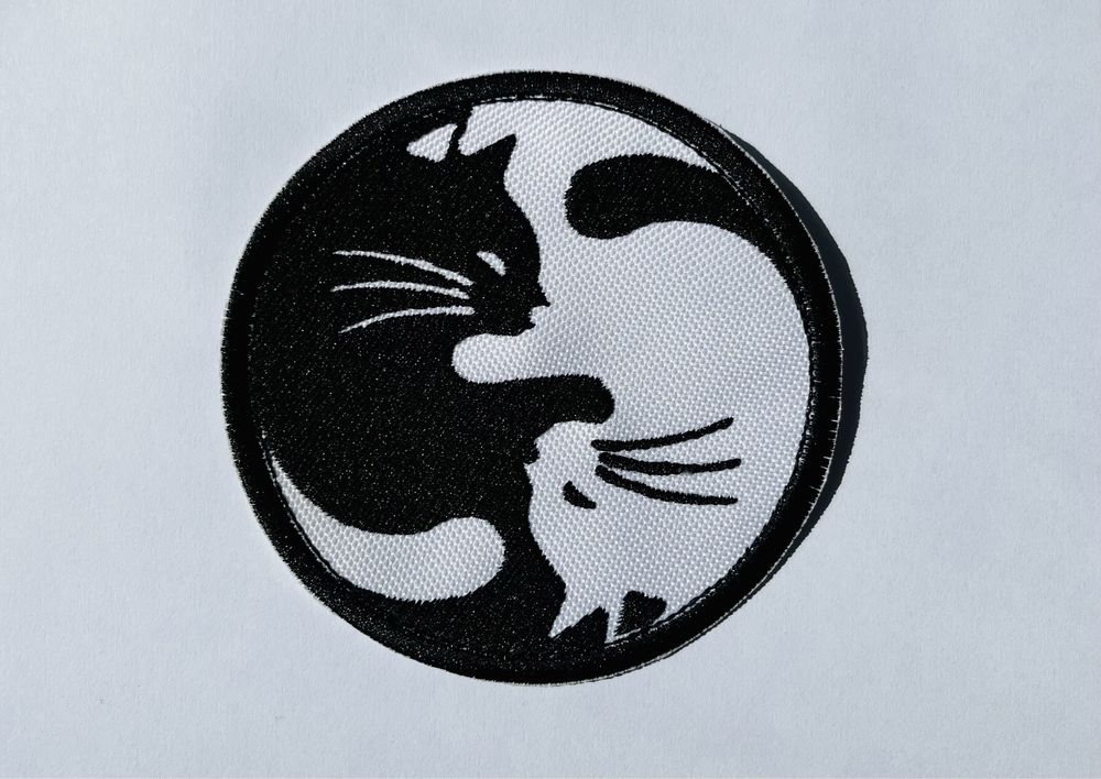 Termo naszywka Koty Yin Yang równowaga ozdobne