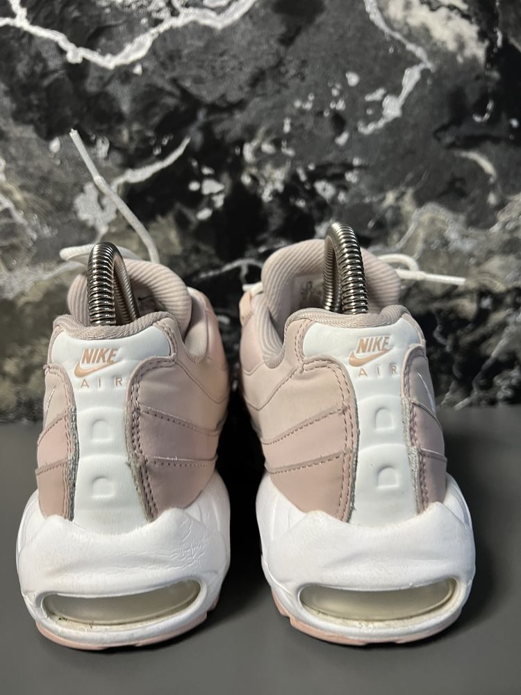 Кросівки жіночі Nike Air Max 95 Pink 38.5р
