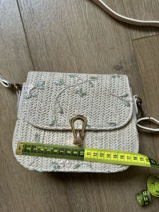 Жіноча сумочка.