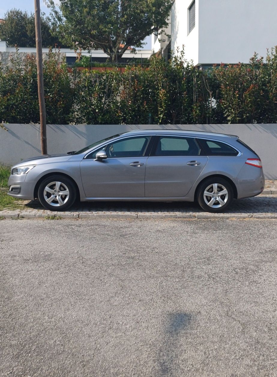 Carrinha familiar troco por desportivo