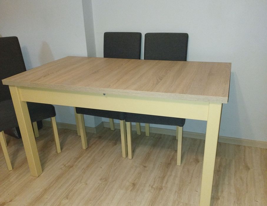 Duży stół rozkładany