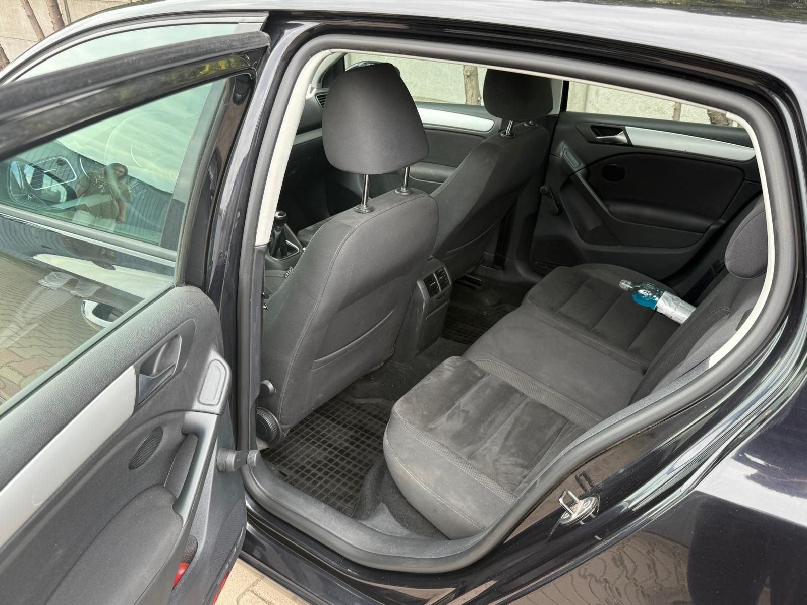 Volkswagen Golf 1,4  2010  Krajowy  Super Stan  Doinwestowany