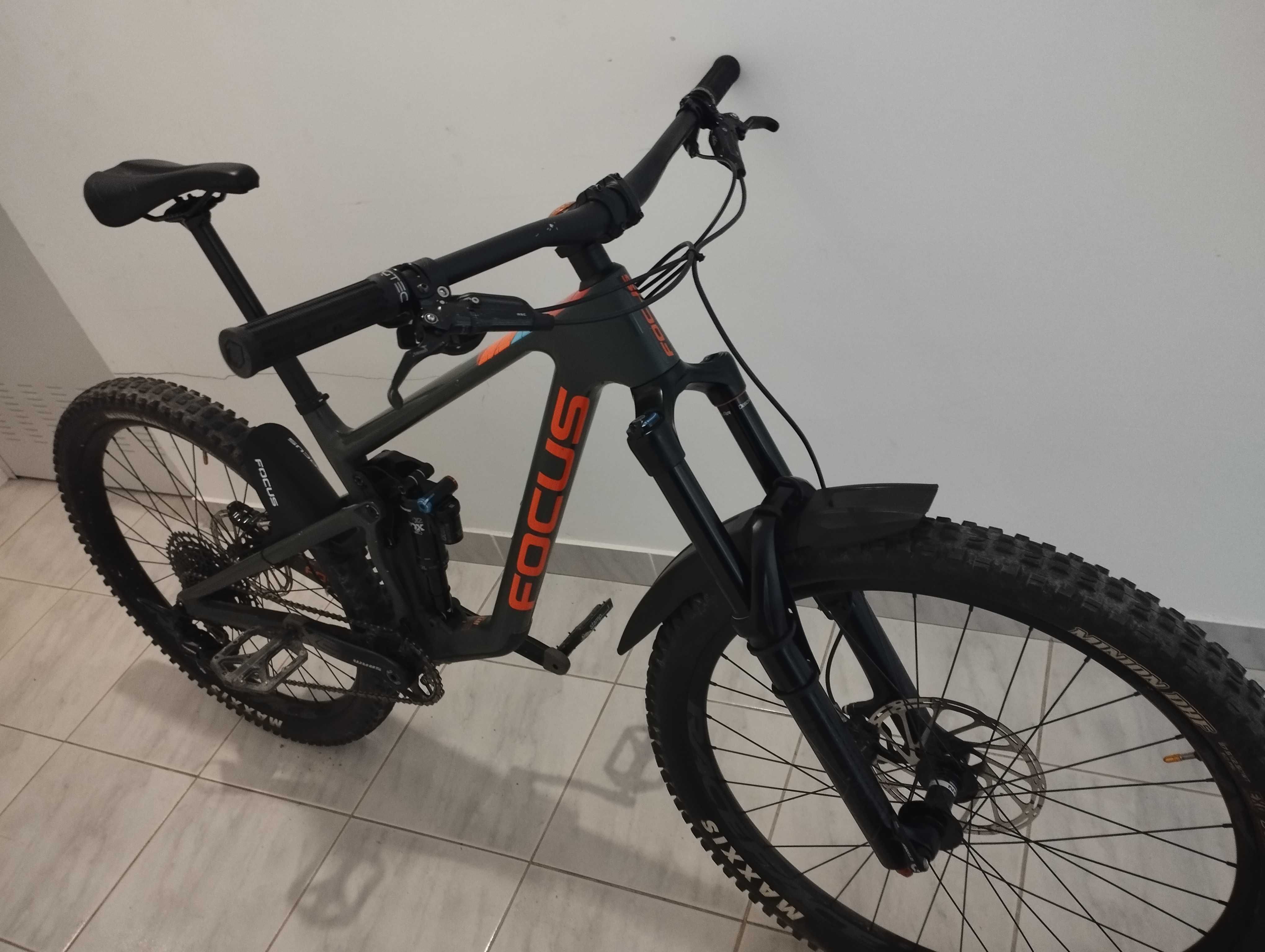 Bicicleta de Enduro Focus Sam 8.8 2021 (preço negociável)