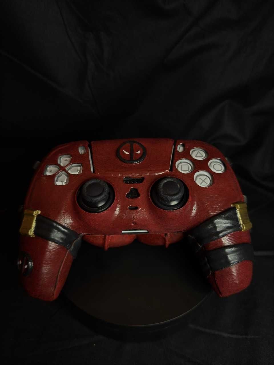 Case Pad Kontroler PS5, Deadpool, Marvel, Playstation 5, Druk 3D
