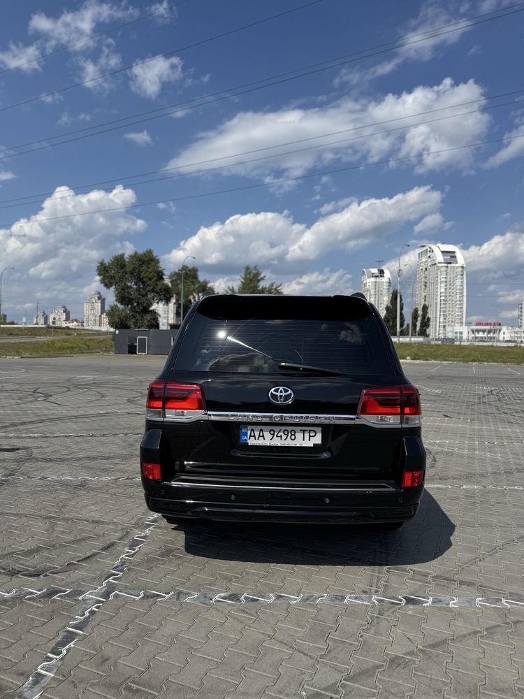 Land Cruser 200