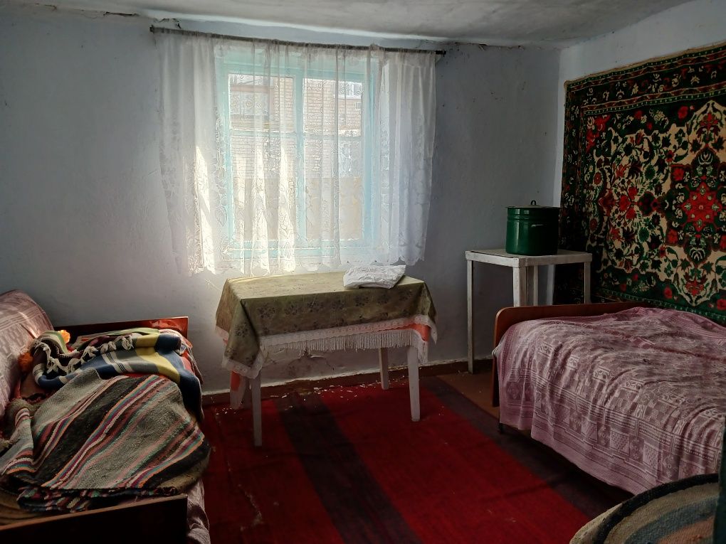Продаю 3к/ квартира в доме ) село Антоновка ( Николаевской  обл.)