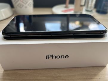 iPhone XS 64 GB