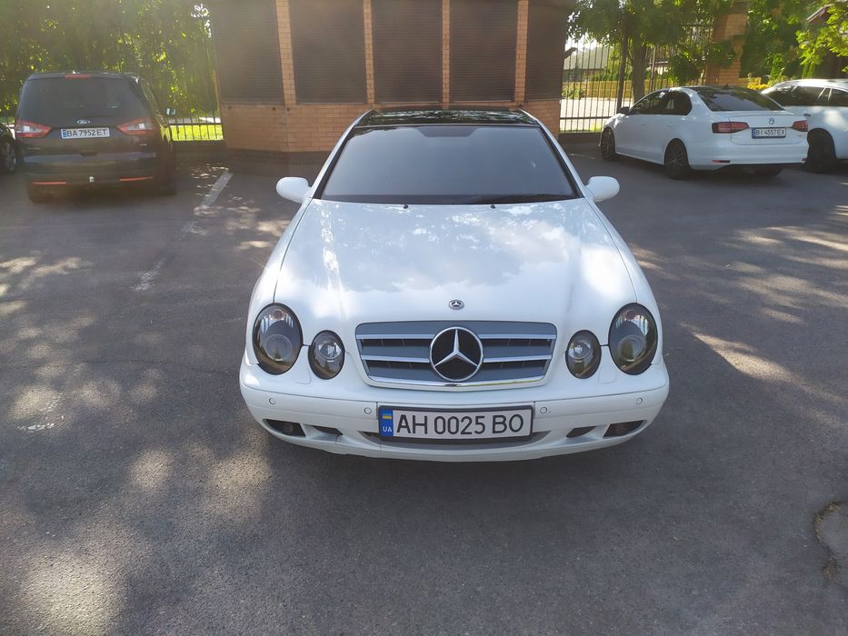Мерседес w208 clk 320