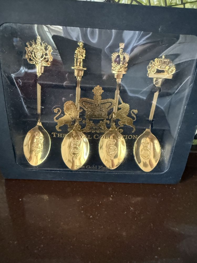 Набip Royal collection 60 years of royal family