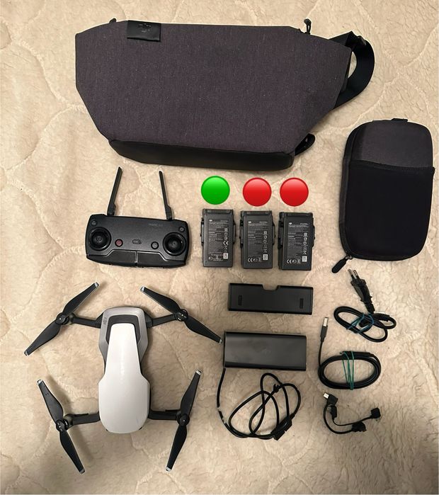 Квадрокоптер дрон DJI Mavic Air More Combo Arctic White