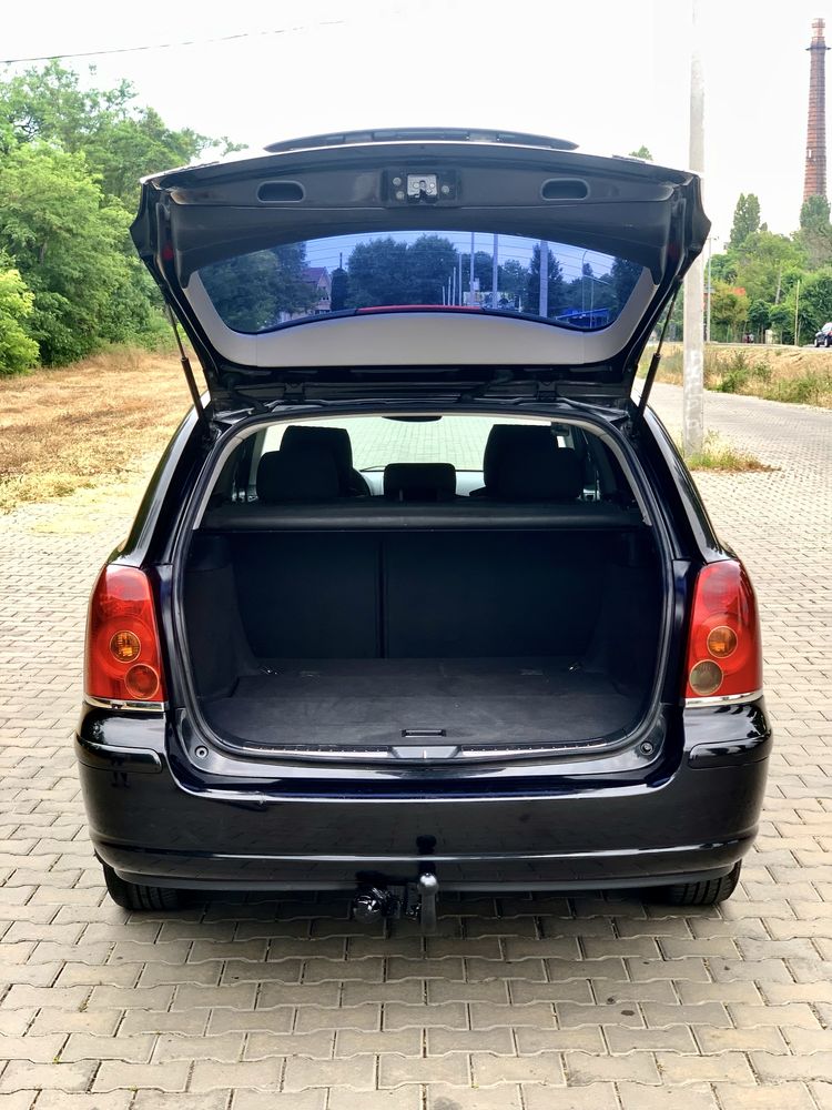 Продам Toyota Avensis 2.0 дизель D4D