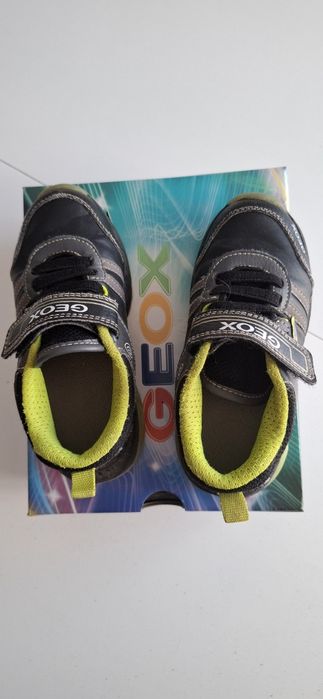 Buty dziecięce GEOX rozmiar 27