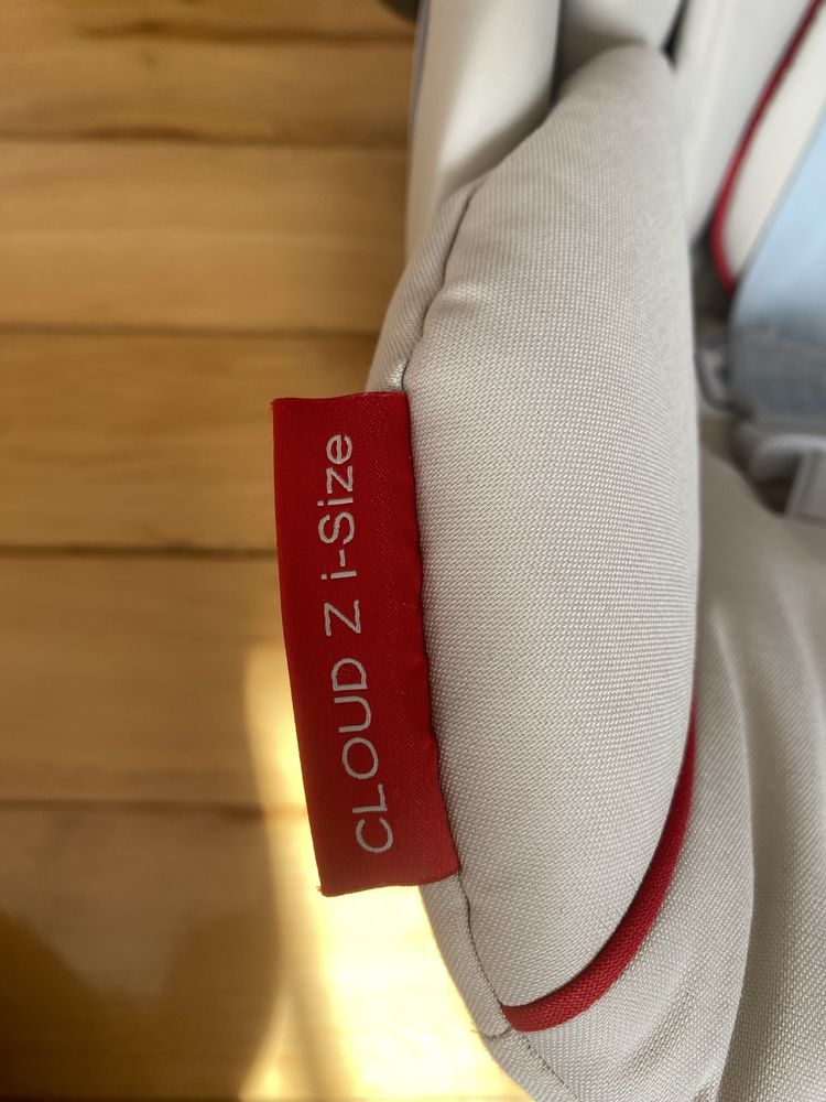 Cybex Cloud Z I-Size Fotelik Samochodowy 0-13 kg Silver Grey - Ferrari