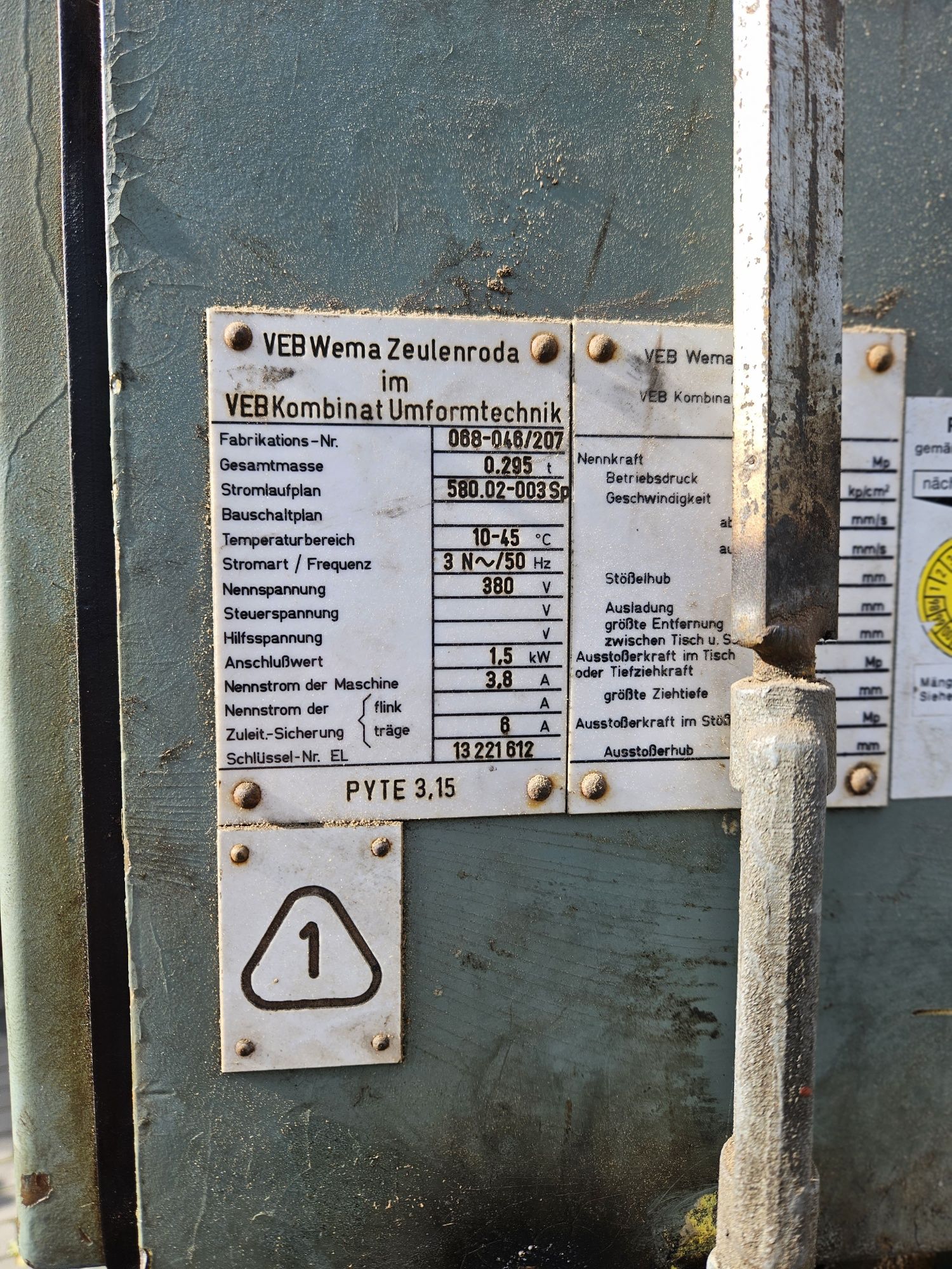 Prasa hydrauliczna WMW pyte 3.15. Łuparka do drewna. PRASA HYDRAULICZN