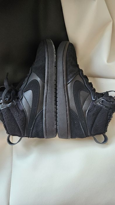 Ботинки хайтопы кроссовки nike 33