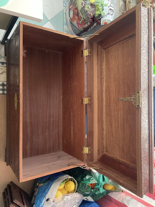 Bau antigo em bom estado