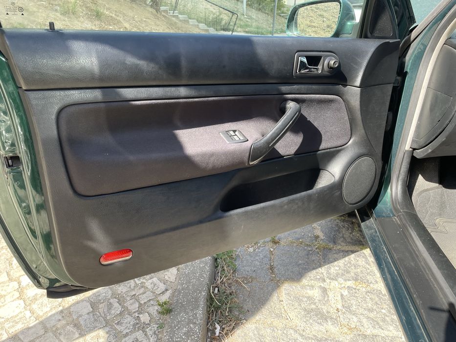 Golf 4 1.6SR gasolina