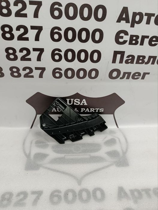 TESLA MODEL Y Кронштейн кріплення фари RH(ліцензія) 2020-23