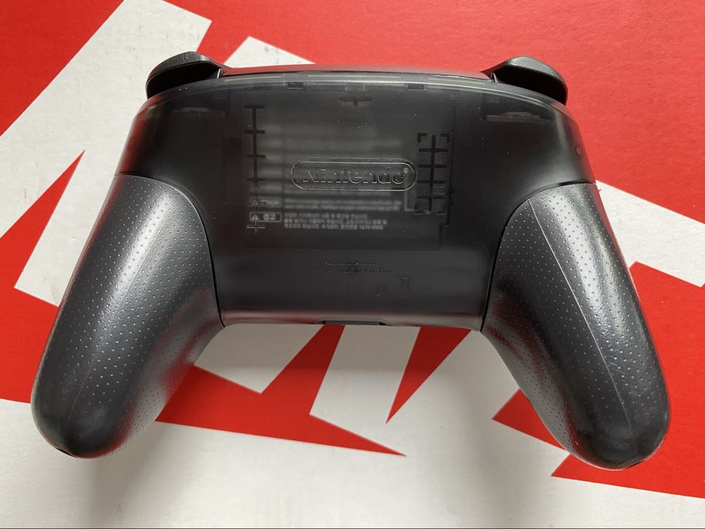 Nintendo Switch Pro Controller