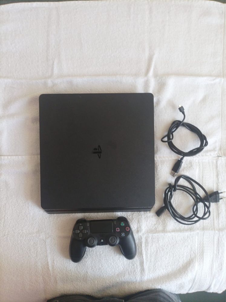 PlayStation 4 SLIM 872,2 G sem o comando