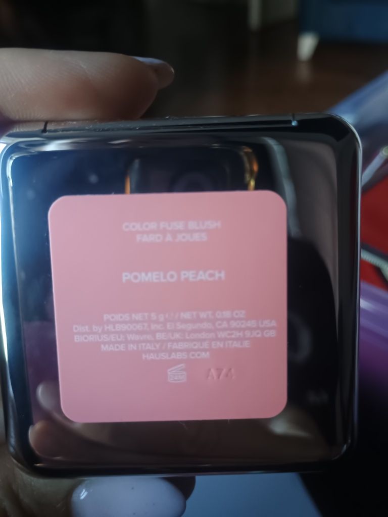 Róż na policzki haus labs by lady gaga kolor pomelo peach