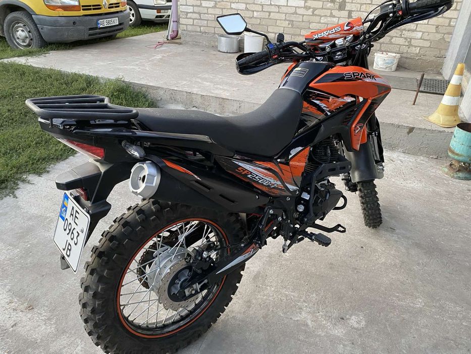 Продам Spark SP250 D-7