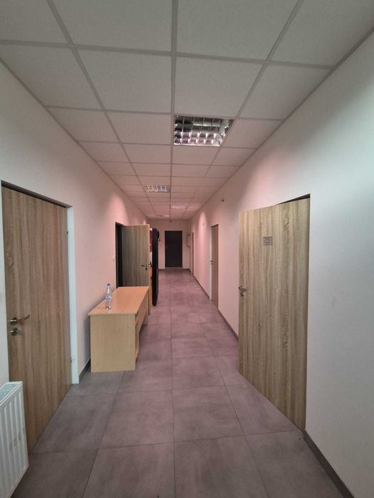 Hala-magazyn-biuro w Niedrzwicy D. 270m2+biura+plac EE180kW