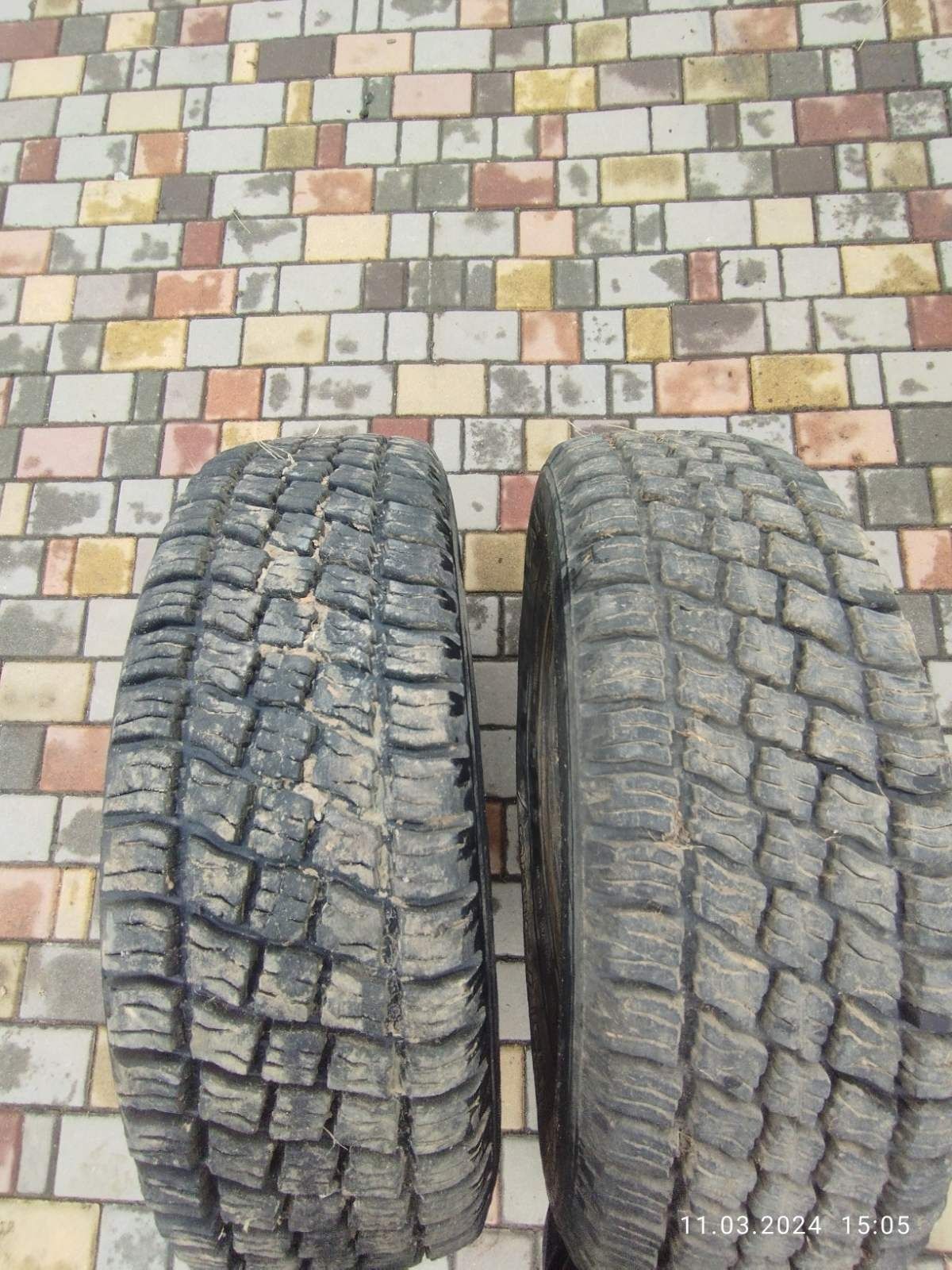 Шини 225/75 R16.