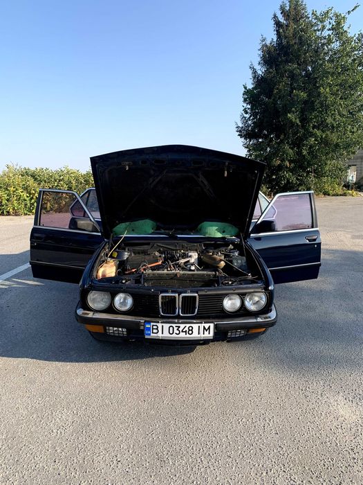 Продам BMW e28 акула