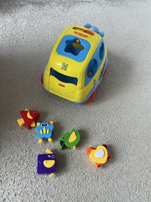 Іграшка автобус музикальний