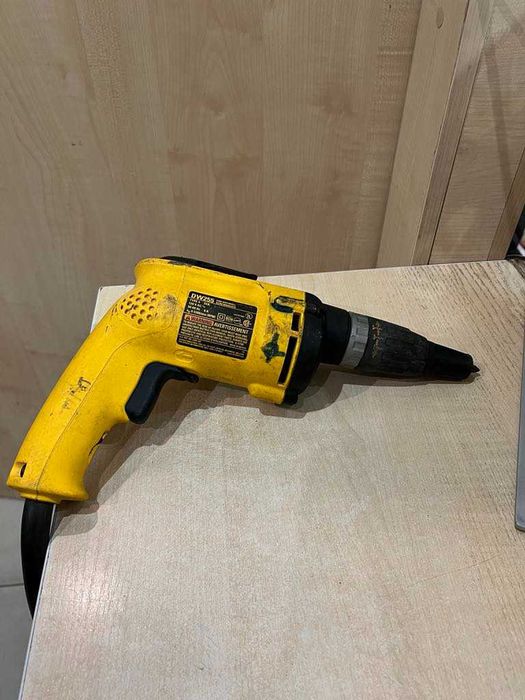 Wkrętarka do regipsów DeWalt DW255/Komis Krzysiek