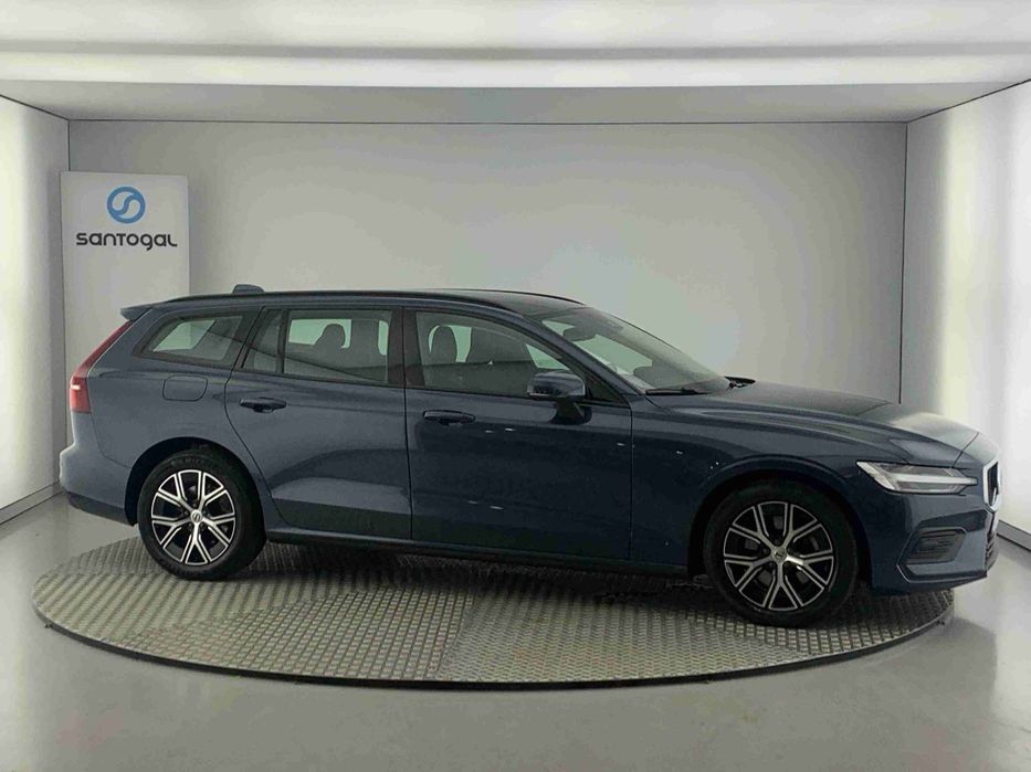 Volvo V60 2.0 B4 Essential Auto