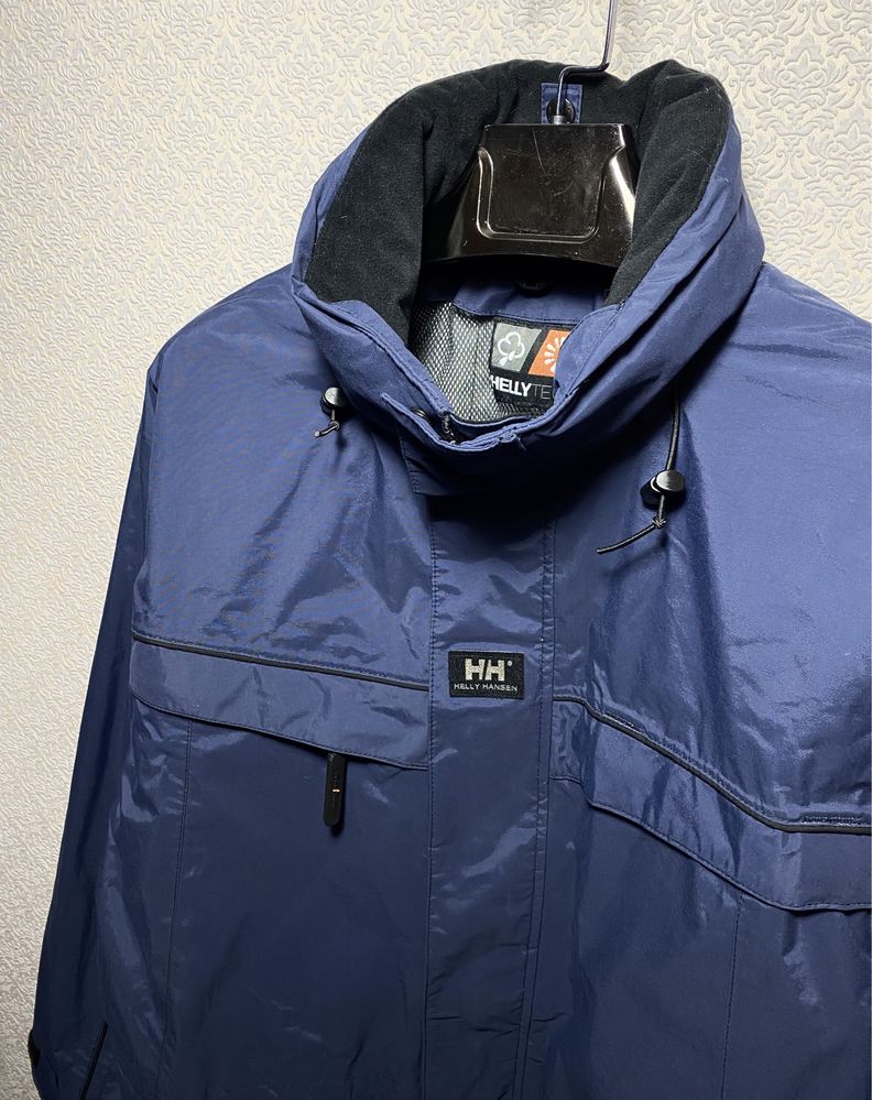 Куртка Helly Hansen ветровка размер М