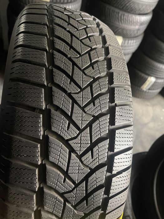 Good Year 215 60 17, комплект Зима, Как новые