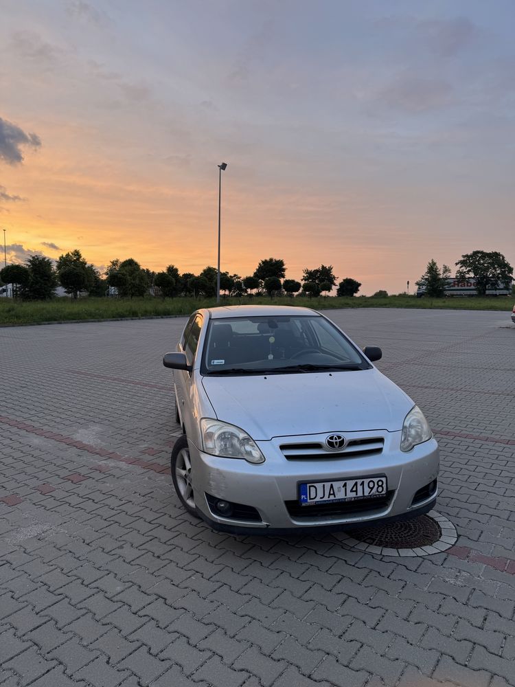 Toyota Corolla e12