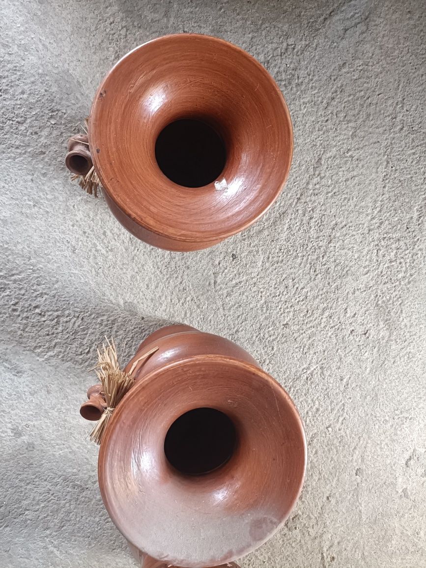 Potes barro três