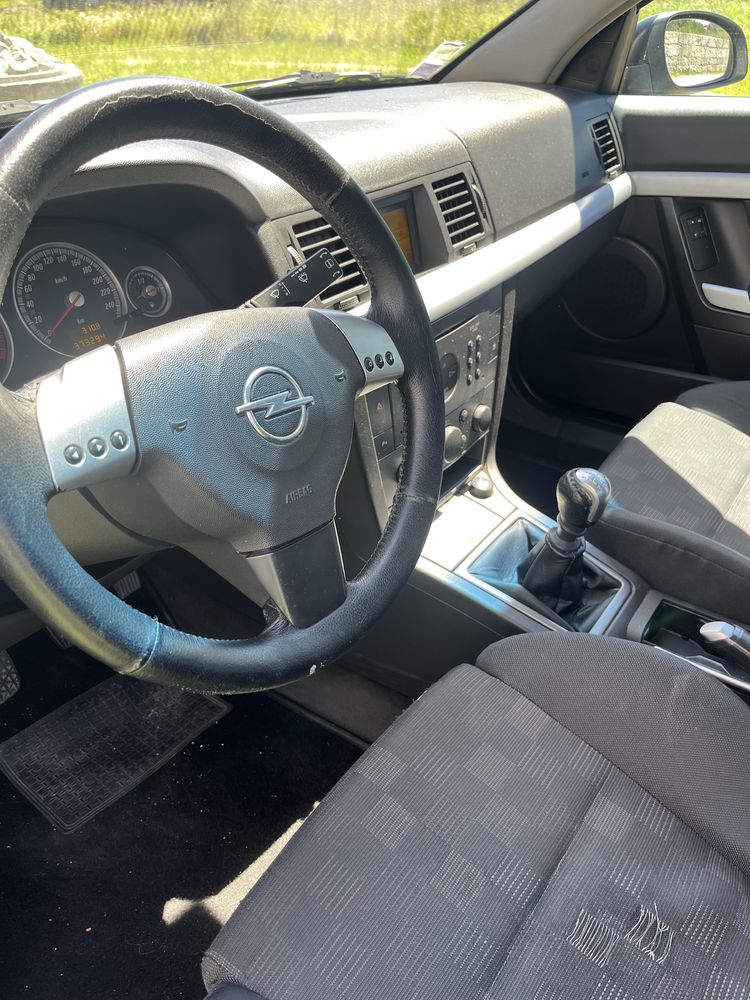 Vendo Opel Vectra C 2.2 GTS Gasóleo 125 Cavalos