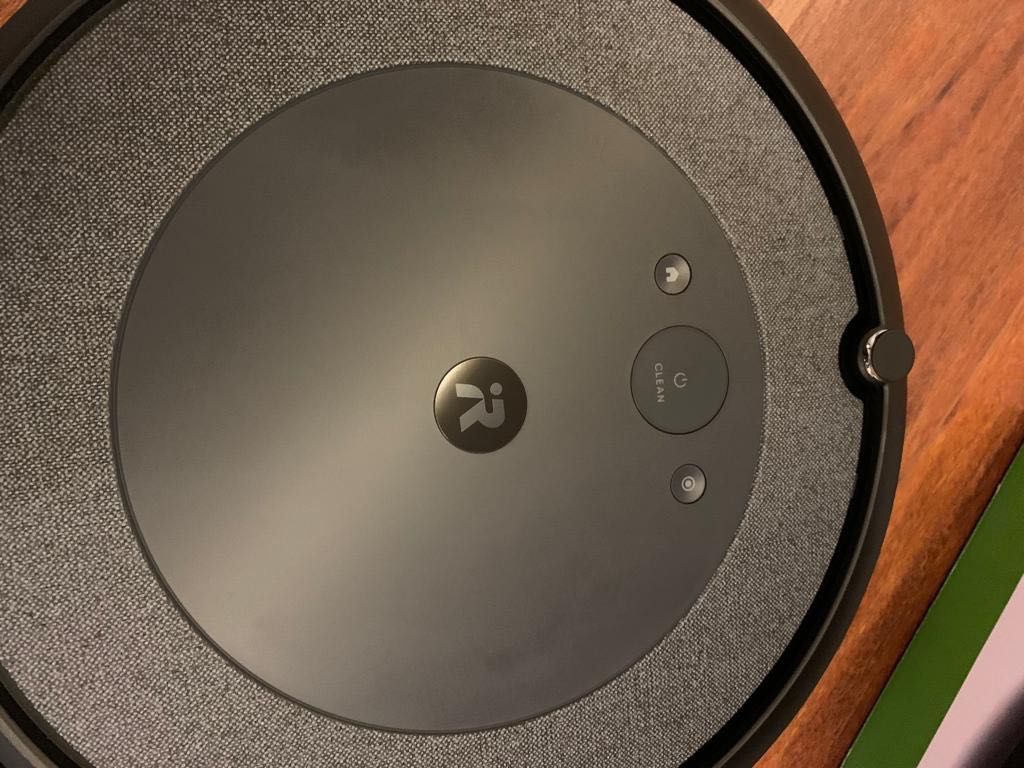 iRobot Roomba i5