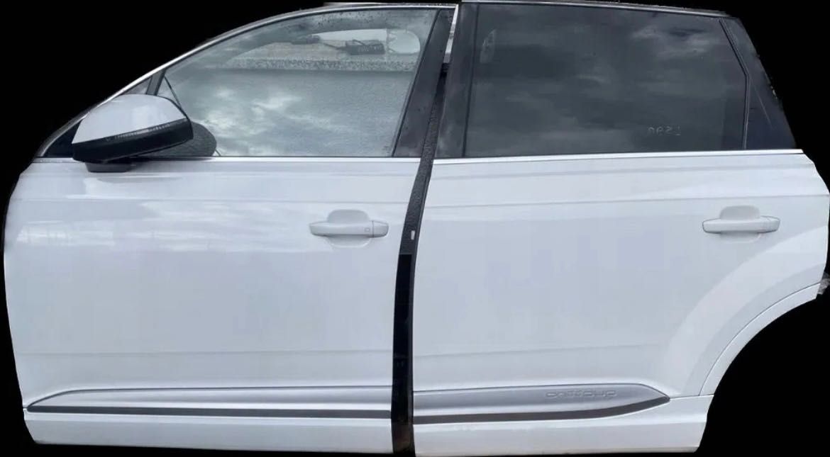 Audi SQ7 Q7 4M Drzwi Lewa Strona LS9R Oryginał