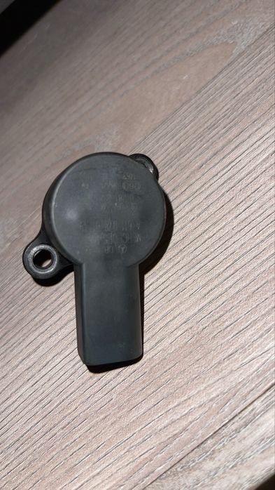 Датчик тиску палива мерседес