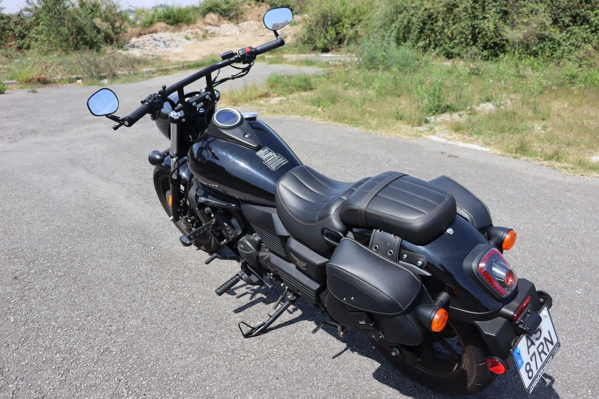 UM Renegade Freedom 125

A mota conta com 13.000 kms rodados