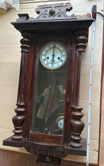 Часы настенные антикварные