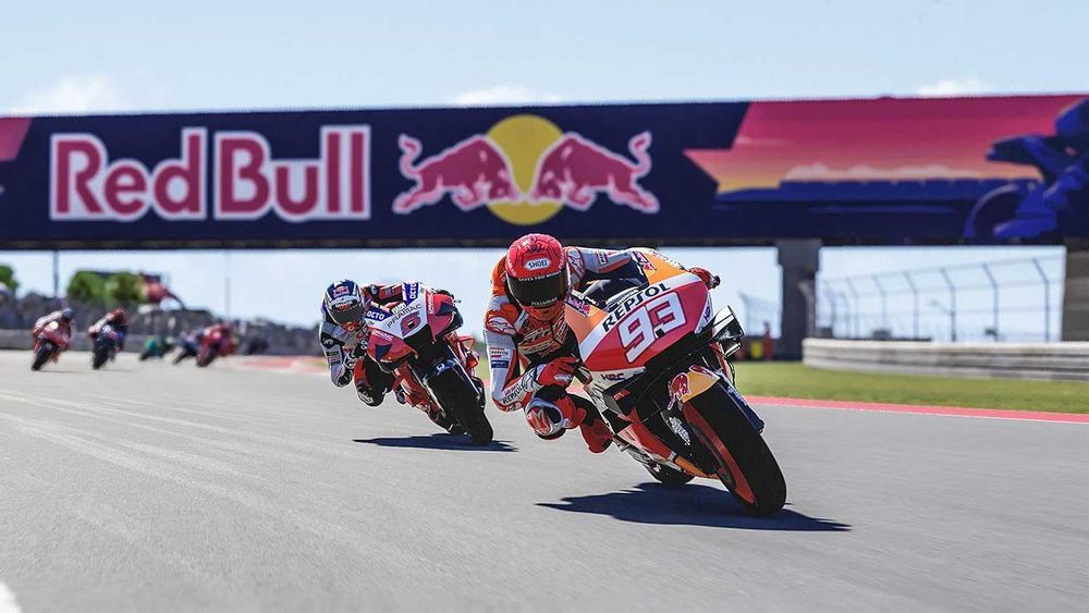 MotoGP 22 PS4 / PS5 - świetne motocykle, ścigacze po torach