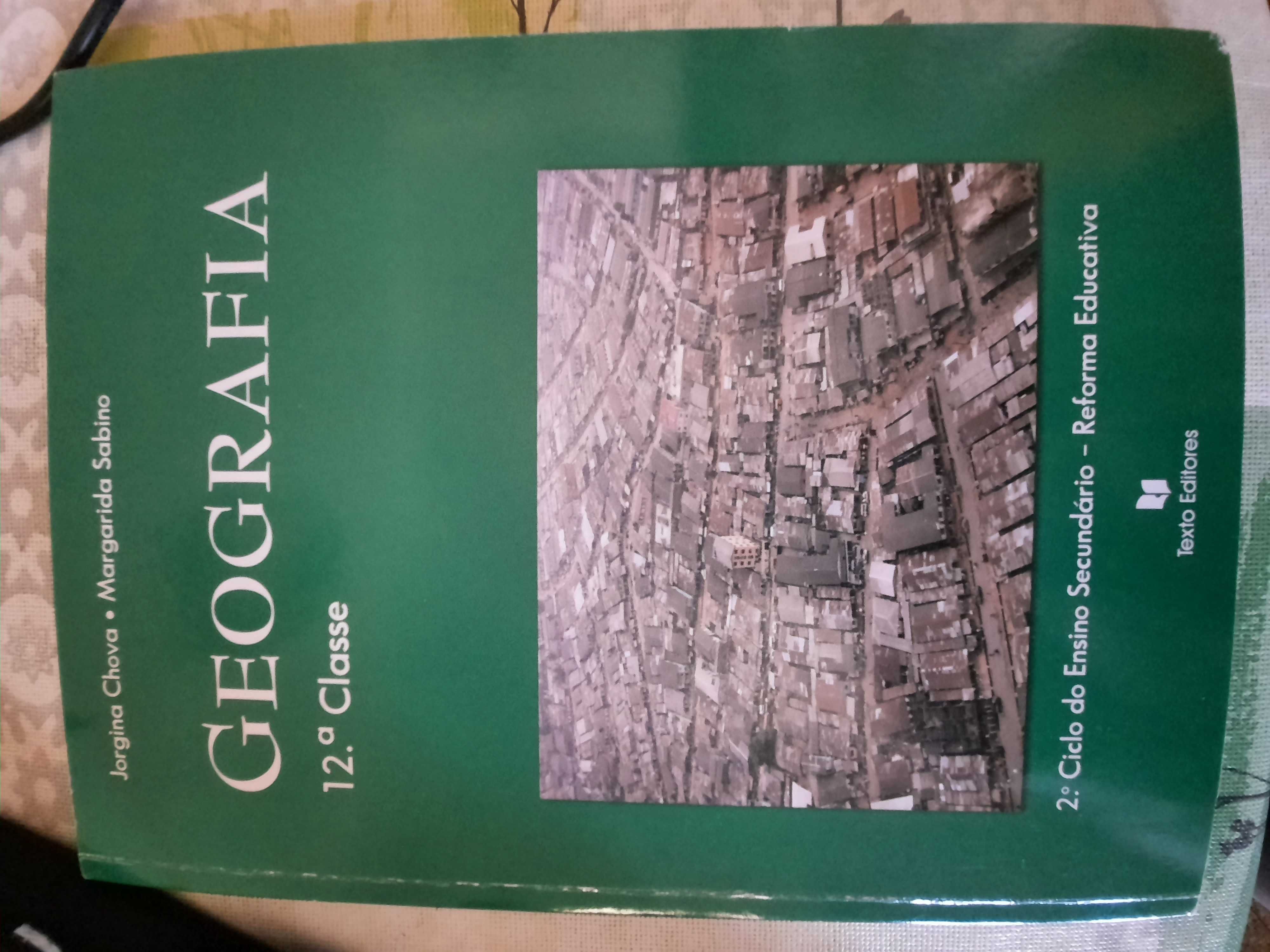 Manual de Geografia 12a Classe - NOVO