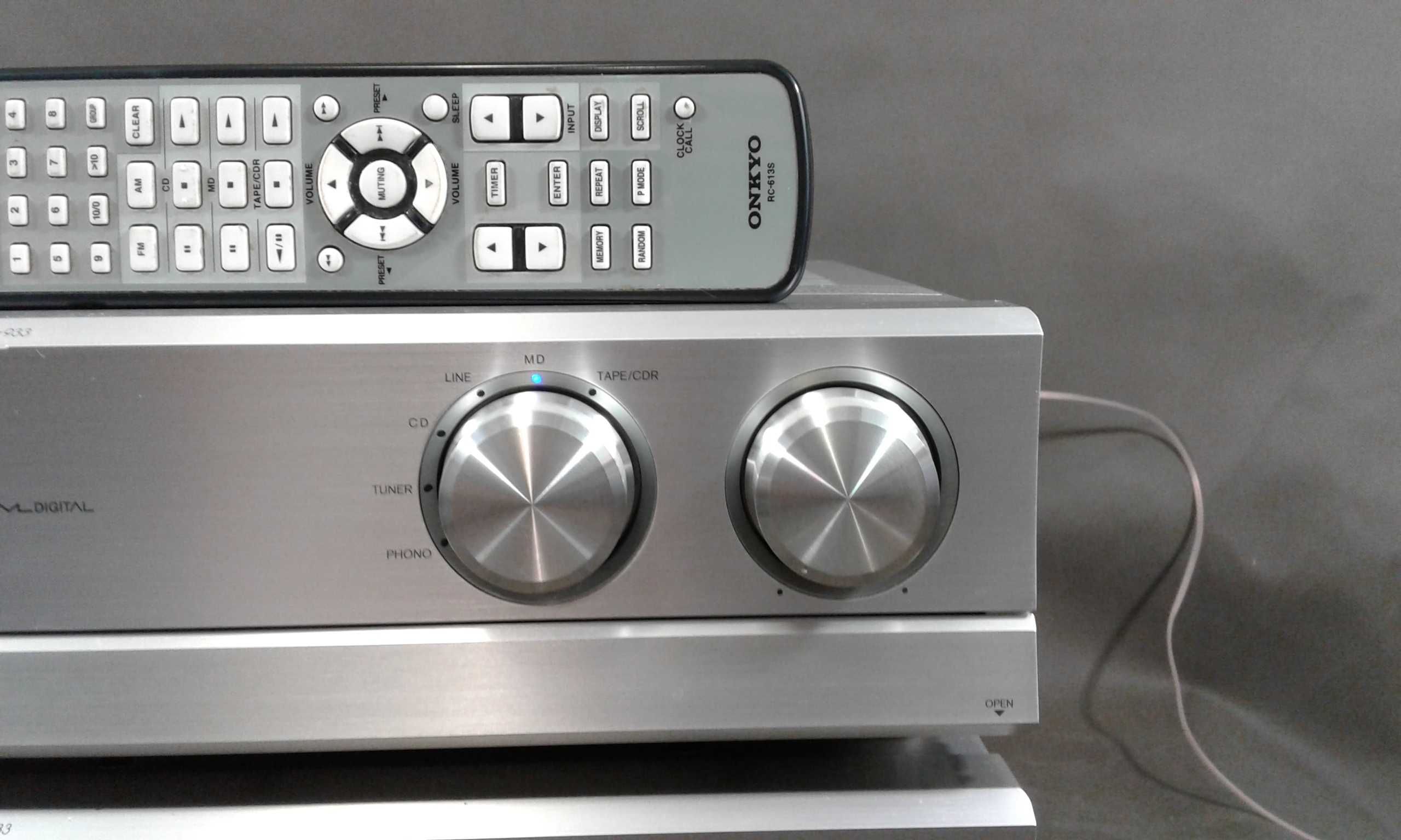 ONKYO A-933,zestaw stereo,pilot