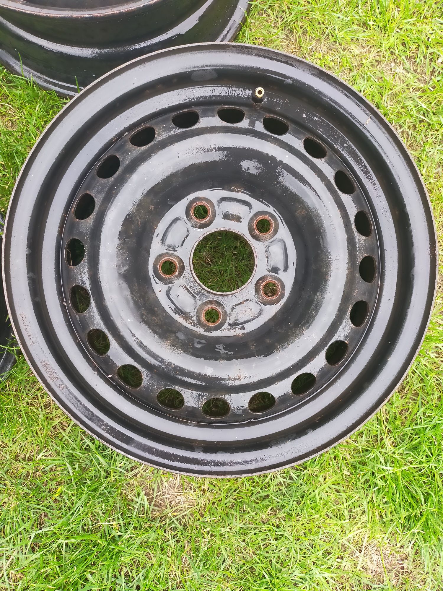 Oryginalne felgi stalowe 5 x 114.3 do Honda 15 cali - zestaw 4 szt